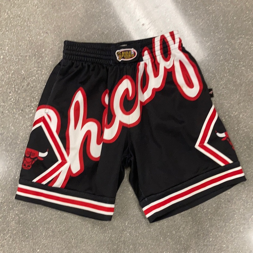 🏀🏢 Chicago Bulls Men's Shorts Sz Small Mitchell & Ness Michael Jordan 🕋⛹️‍♀️